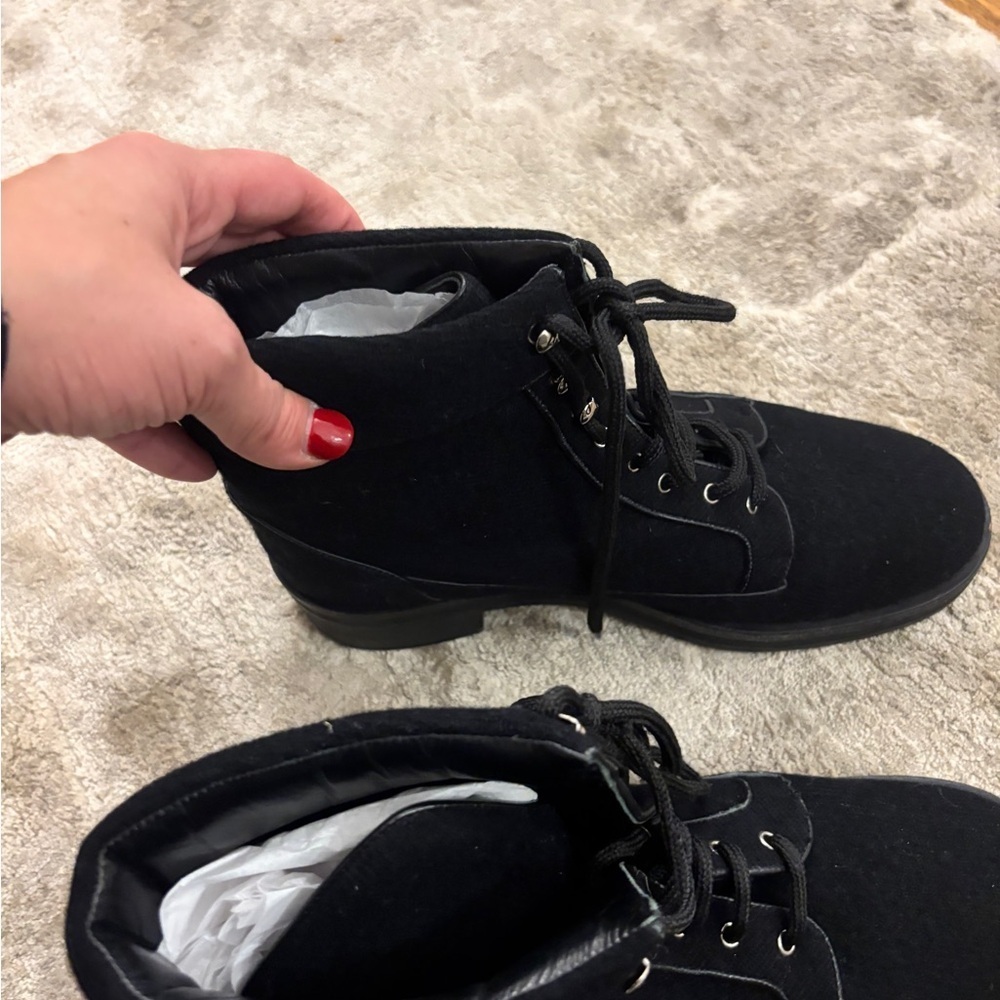 *CHANEL* Black Felt Lace-Up Moto Boot w/Leather Trim Size 41 - Picture 9 of 11